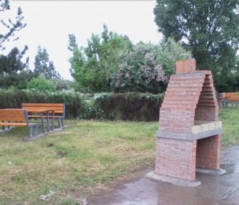 Invitaţie la picnic în parc